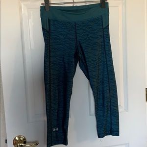 Blue Patterned Crop UA Yoga Pants
